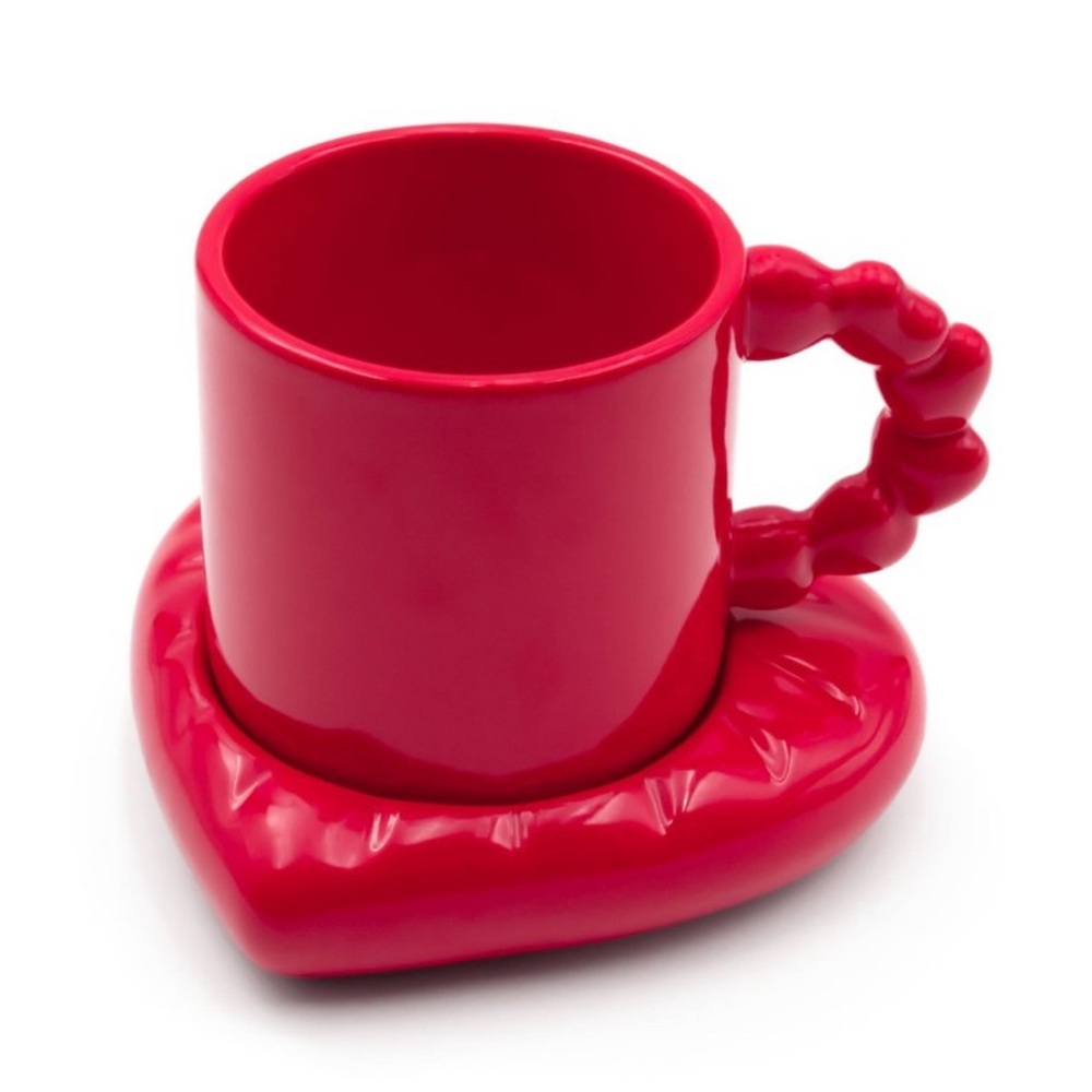 Target 🎯 10oz Heart Coffee Mugs ~ Red